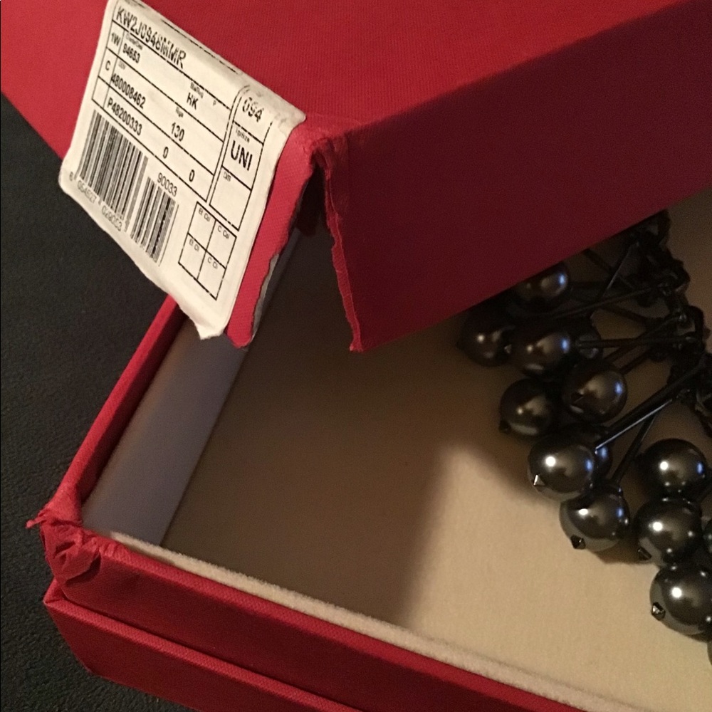 Valentino Garavani pearl beaded necklace black - Picture 6 of 9